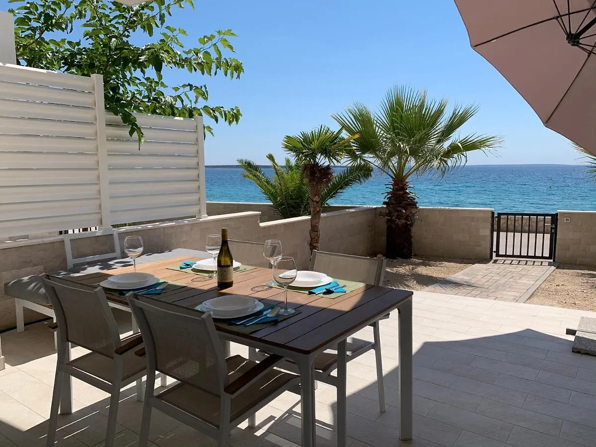 Apartment Garden Mandre 0*,  Croatia